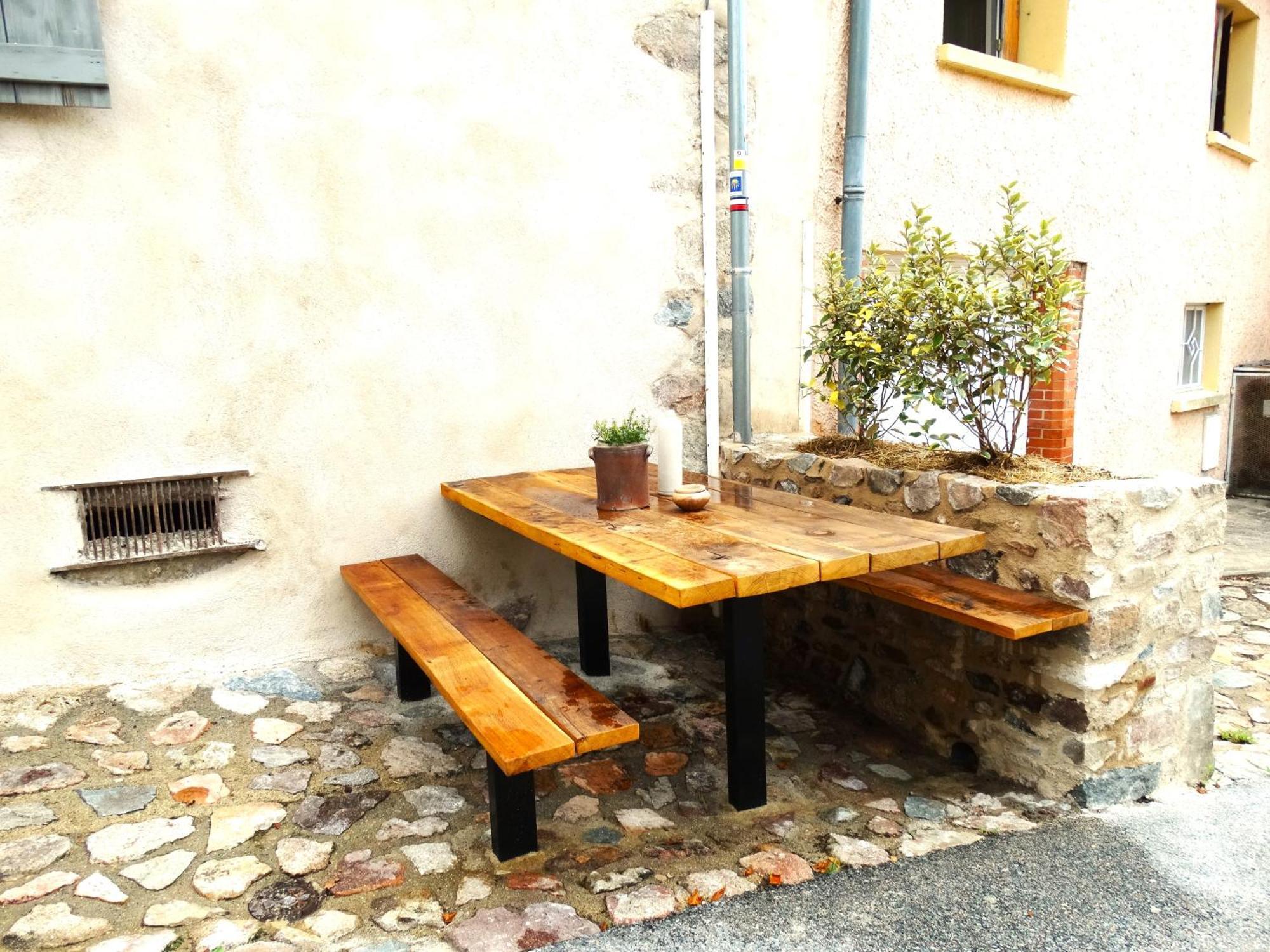 Charmant hébergement dans village pittoresque Saint-Jean-Saint-Maurice-sur-Loire Esterno foto